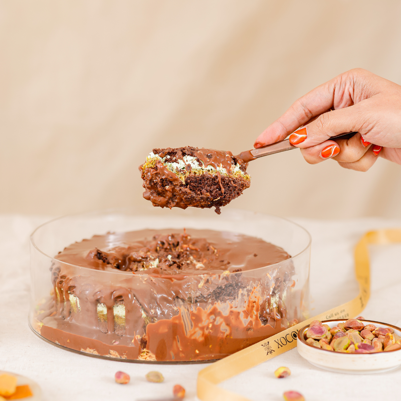 Kunafa Pour Over Cake (Hyderabad Only)