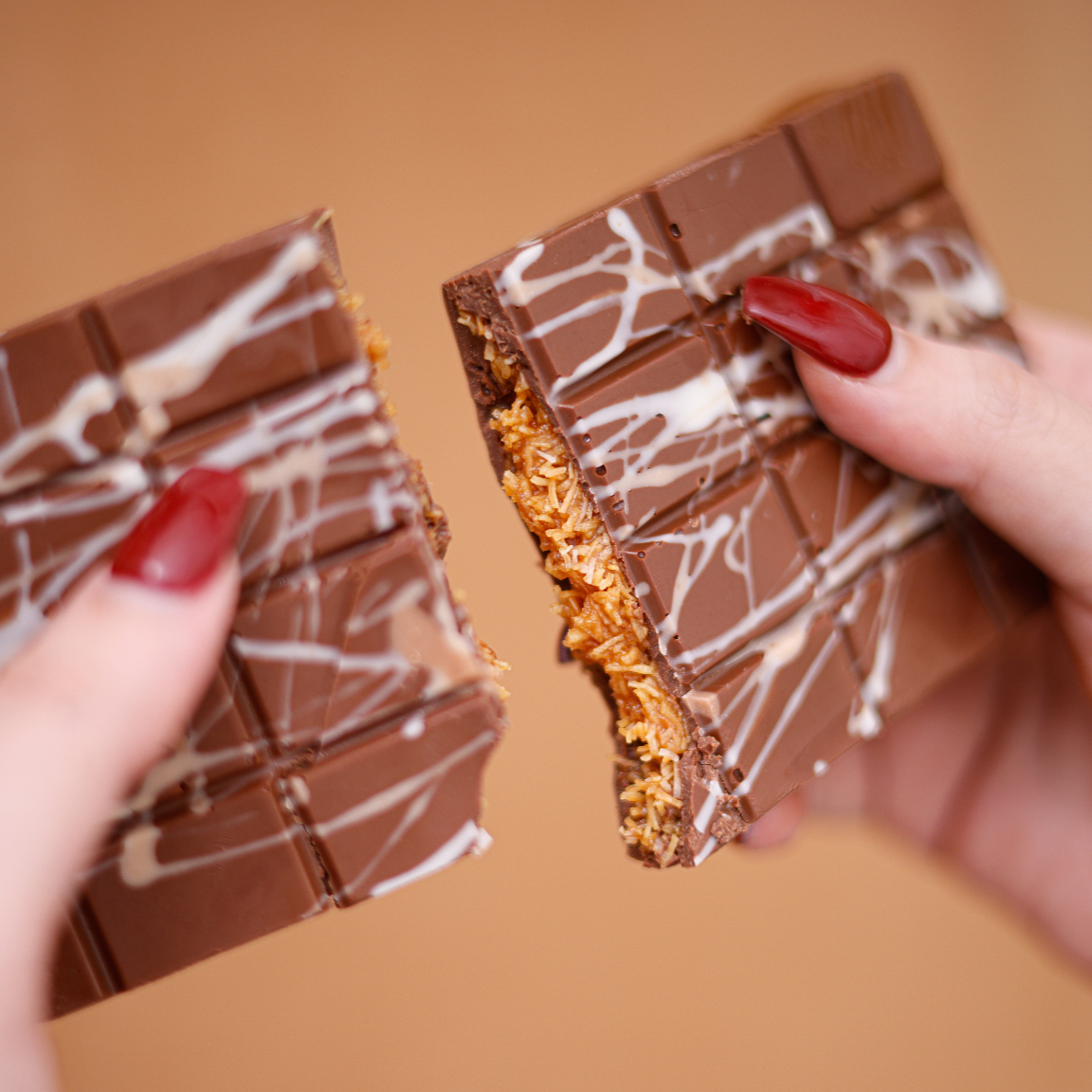 Salted Caramel Kunafa Chocolate Bar