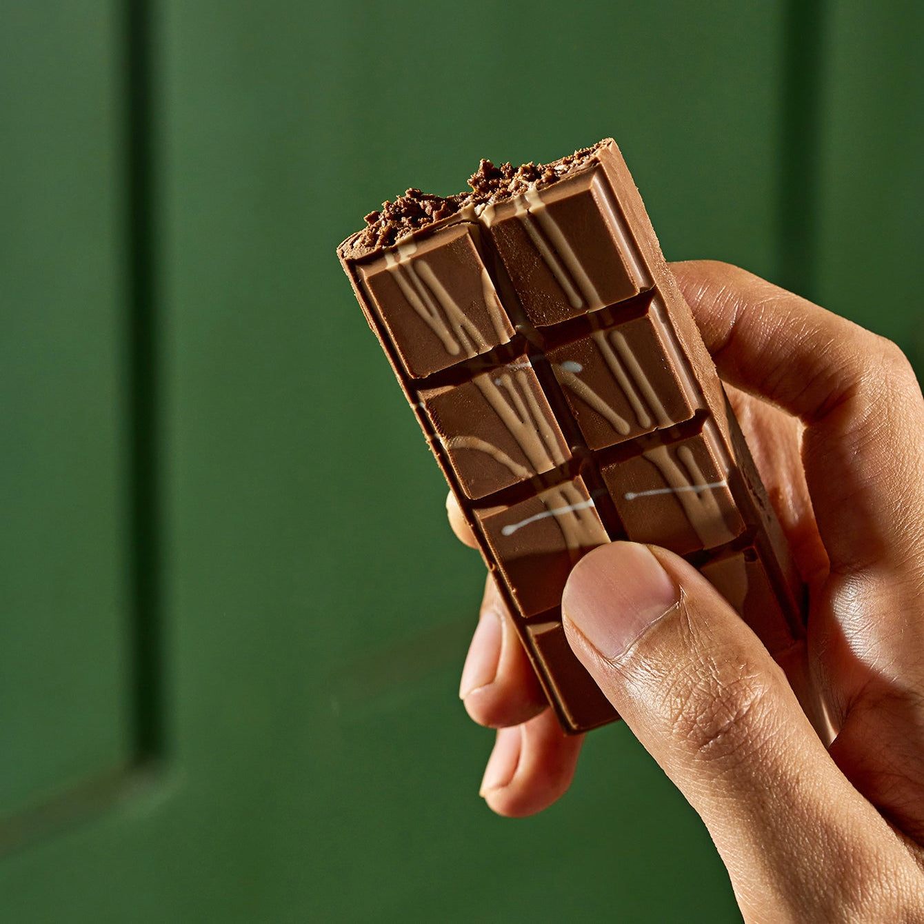 Nutella Kunafa Chocolate Bar
