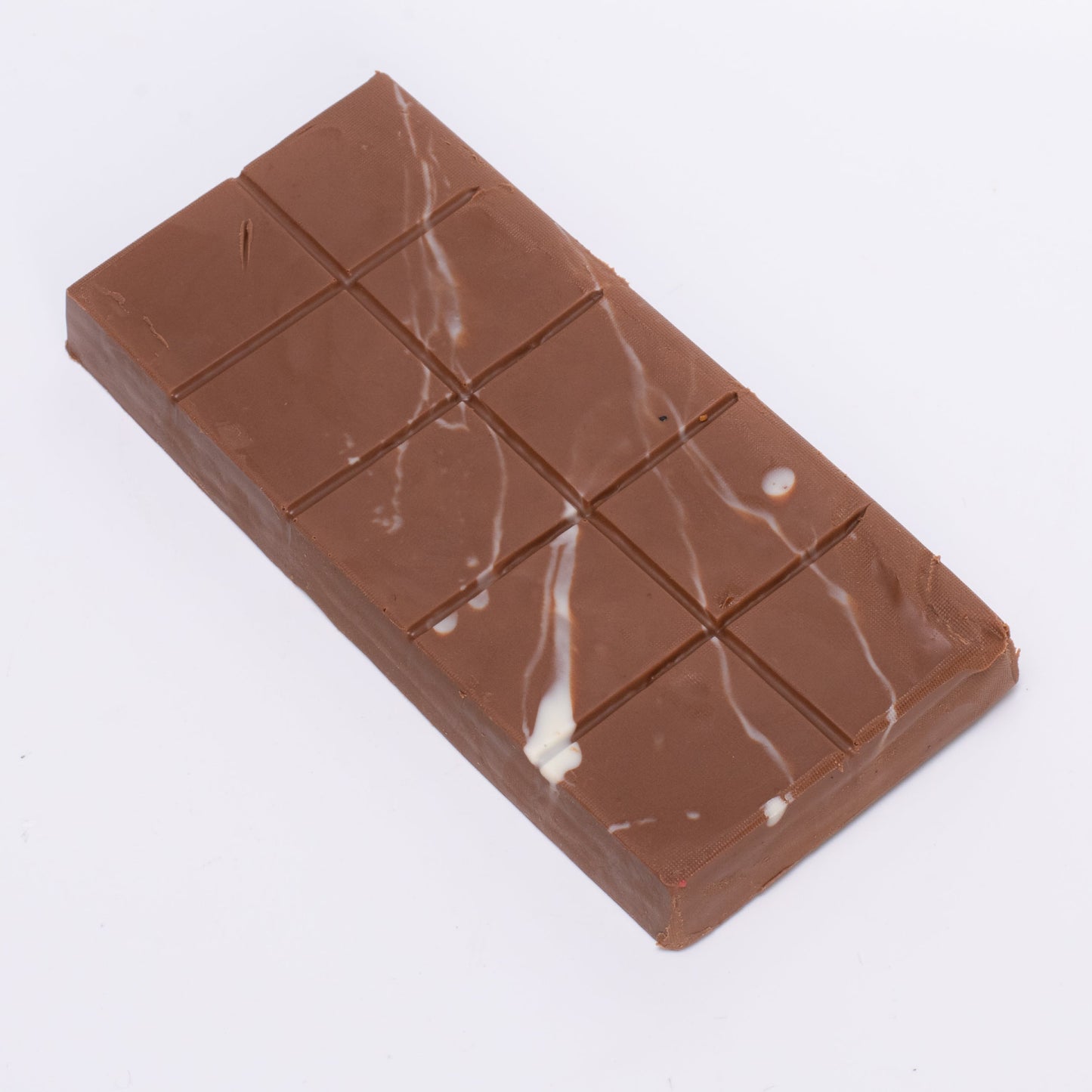 Salted Caramel Kunafa Chocolate Bar
