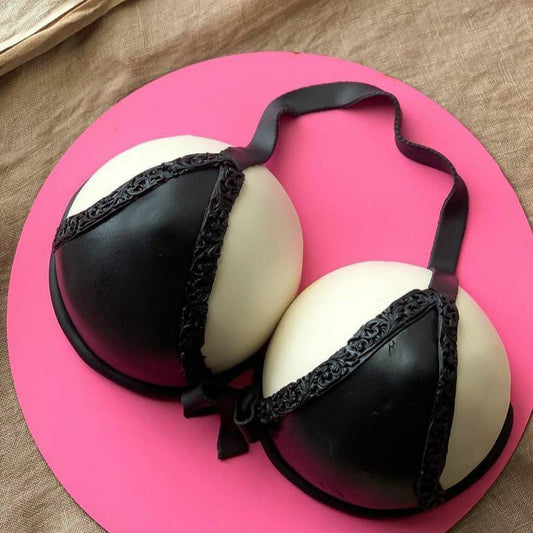 Lingerie Fantasy Naughty Cake (Adults)